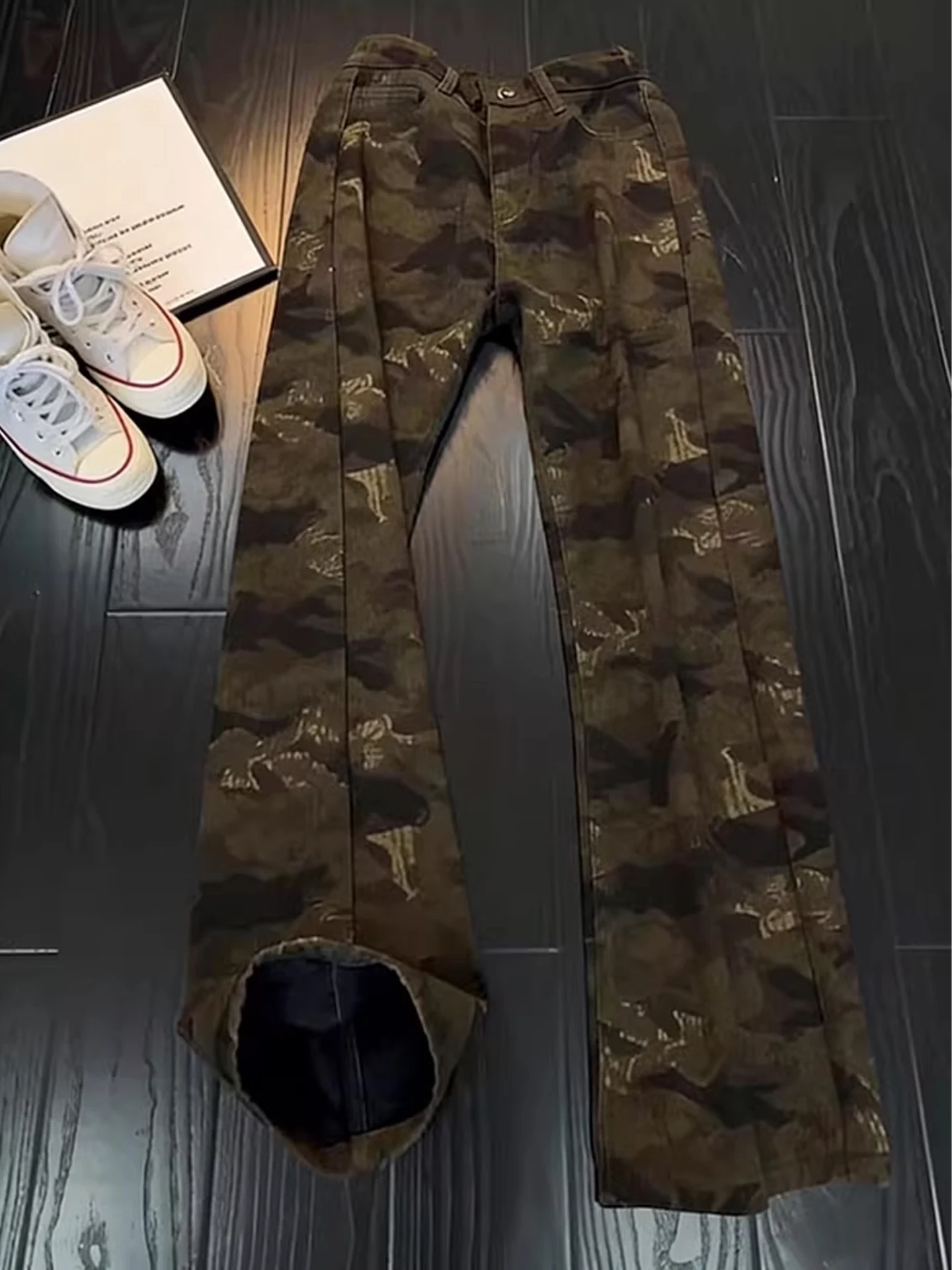 Retro American Camouflage Fce Lined Men's Jeans High Street Vibe Cleanfit Flared Workwear Trousers Straight Cut Stand Fit
Retro American Camouflage Fce Lined Men's Jeans High Street Vibe Cleanfit Flared Workwear Trousers Straight Cut Stand Fit
