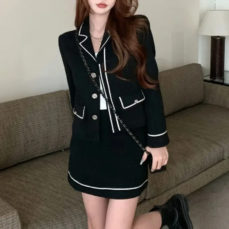 Insozkdg New Autumn Winter Elegant Mini Fragrance Contrast Collar Blazer + Woven Midi Skirt Chic Lady Suit Set Female Lady Suit
Insozkdg New Autumn Winter Elegant Mini Fragrance Contrast Collar Blazer + Woven Midi Skirt Chic Lady Suit Set Female Lady Suit