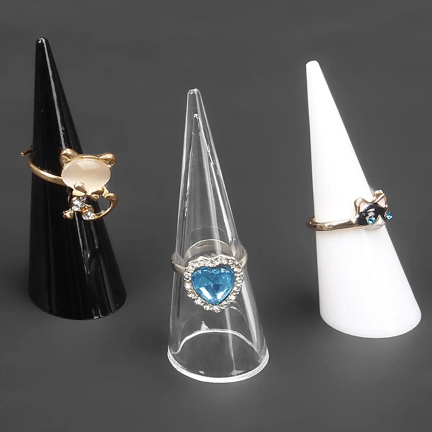 1pcs/lot Clear Acrylic Crystal Ring Holder Ring Display Jewelry Holder for Wedding Ring Display Cone Rings Showcase Stand
1pcs/lot Clear Acrylic Crystal Ring Holder Ring Display Jewelry Holder for Wedding Ring Display Cone Rings Showcase Stand