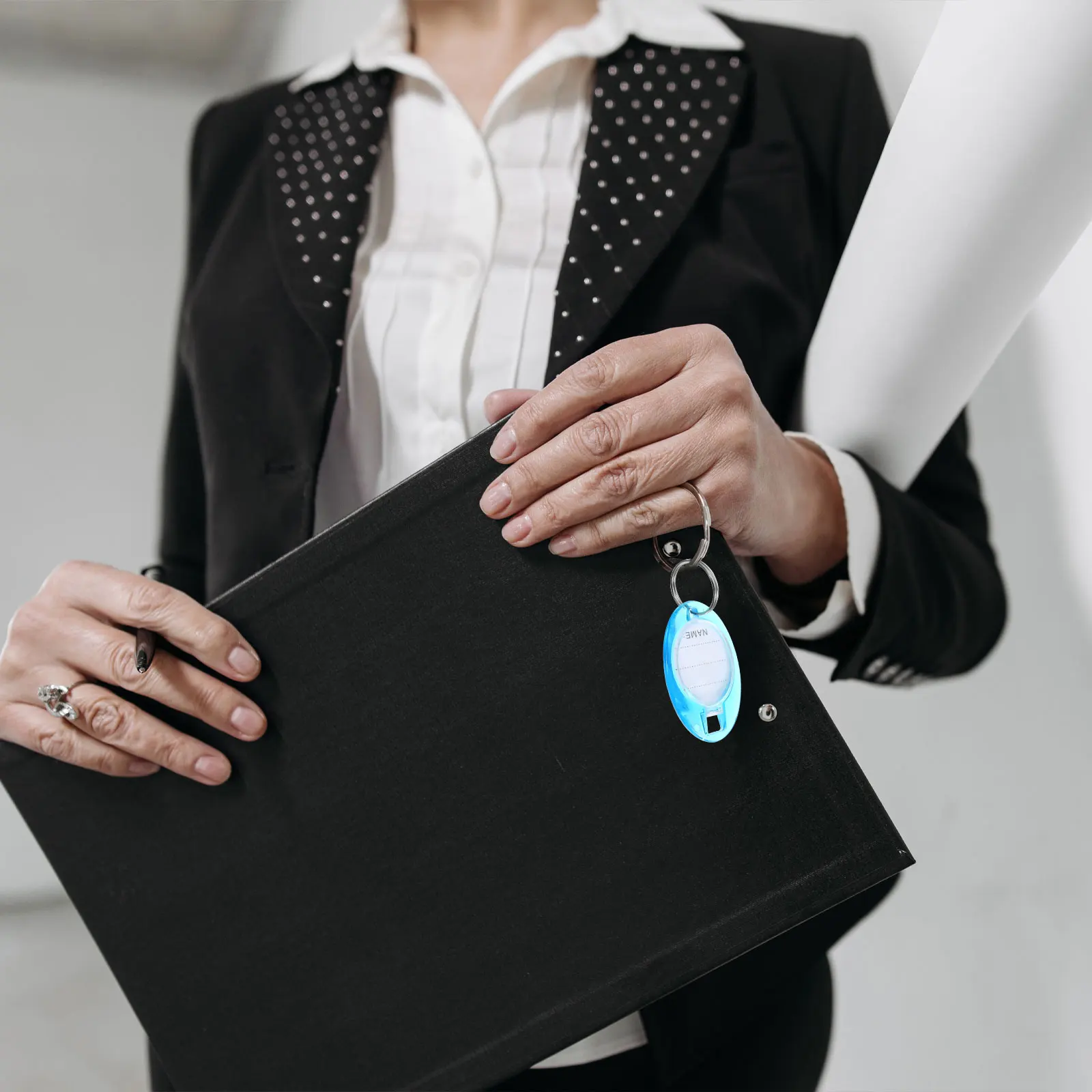 50Pcs Plastic Key Tags with Ring Keychain Label Window for Key Cabinet Luggage Tagging System Clear Identification Labels
50Pcs Plastic Key Tags with Ring Keychain Label Window for Key Cabinet Luggage Tagging System Clear Identification Labels