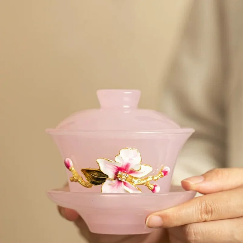 Pink Floral Glaze Gaiwan Premium Porcelain Anti-scald Teacup Single Handheld Bowl Luxury Kung Fu Tea Ware for Brewing & Serving
Pink Floral Glaze Gaiwan Premium Porcelain Anti-scald Teacup Single Handheld Bowl Luxury Kung Fu Tea Ware for Brewing & Serving