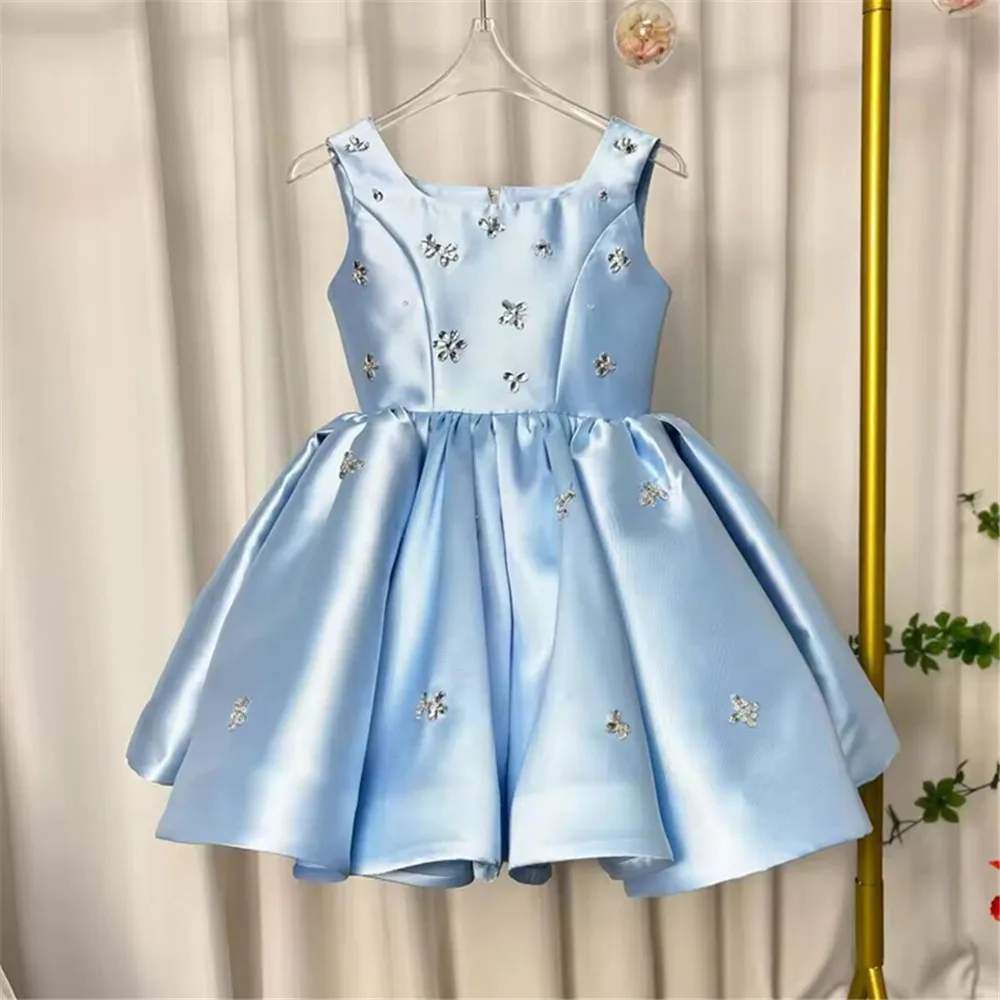 Baby Blue Satin Girl Dresses Beads Square Collar Knee Length for Kids Wedding Birthday Holiday Party Gown
Baby Blue Satin Girl Dresses Beads Square Collar Knee Length for Kids Wedding Birthday Holiday Party Gown