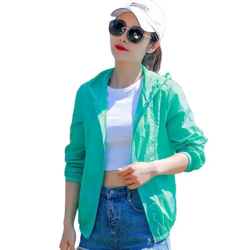 Fashion Women Sun Protection Jacket 2022 Summer New Outdoor Breathable Anti-UV Long Sleeves Thin Loose Hooded Female Short Coat
Fashion Women Sun Protection Jacket 2022 Summer New Outdoor Breathable Anti-UV Long Sleeves Thin Loose Hooded Female Short Coat