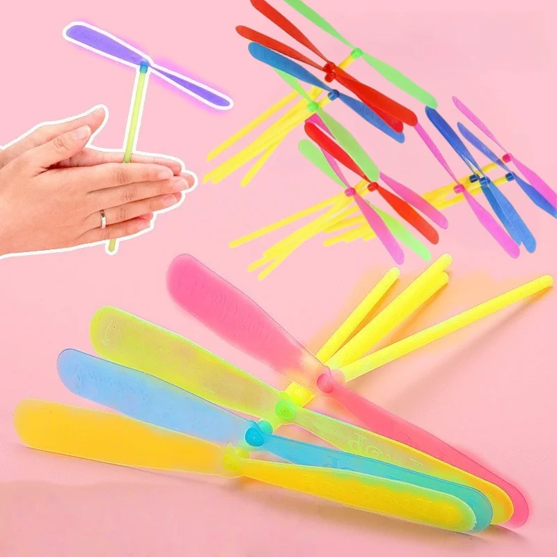 30/50 шт., новинка, пластиковый бамбуковый пропеллер стрекозы, уличная классическая игрушка, подарок для детей, вращающаяся летающая стрела, многоцветный, разные цвета
30/50 шт., новинка, пластиковый бамбуковый пропеллер стрекозы, уличная классическая игрушка, подарок для детей, вращающаяся летающая стрела, многоцветный, разные цвета