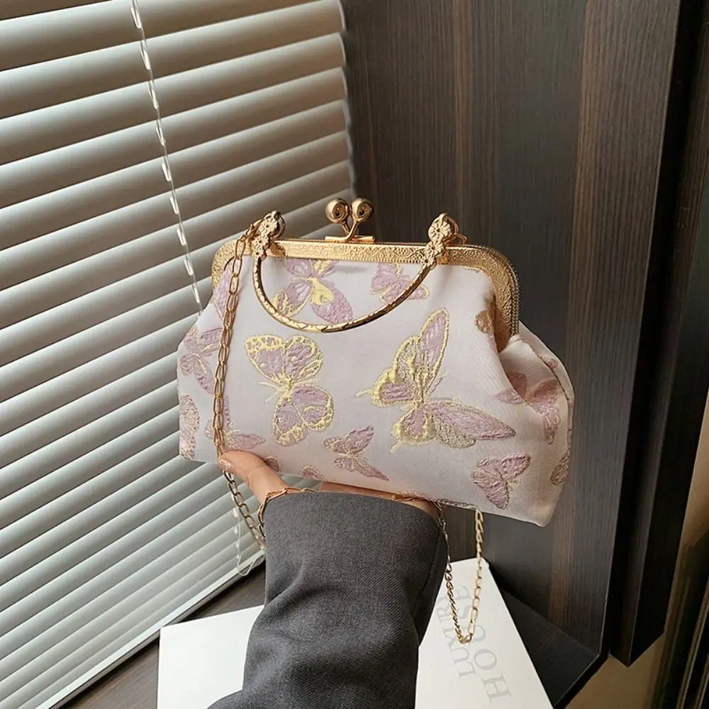 Fashion Silks Butterfly Embroidery Bag Chain Large Capacity Handbag Chinese Style Wrist Bag Women
Fashion Silks Butterfly Embroidery Bag Chain Large Capacity Handbag Chinese Style Wrist Bag Women