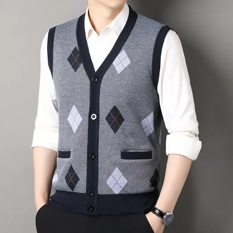 Pop New Man Vest Sleeveless Sweater Cardigan V-neck Button Down Vests Coat Contrast Casual Soft Knit Waistcoat
Pop New Man Vest Sleeveless Sweater Cardigan V-neck Button Down Vests Coat Contrast Casual Soft Knit Waistcoat