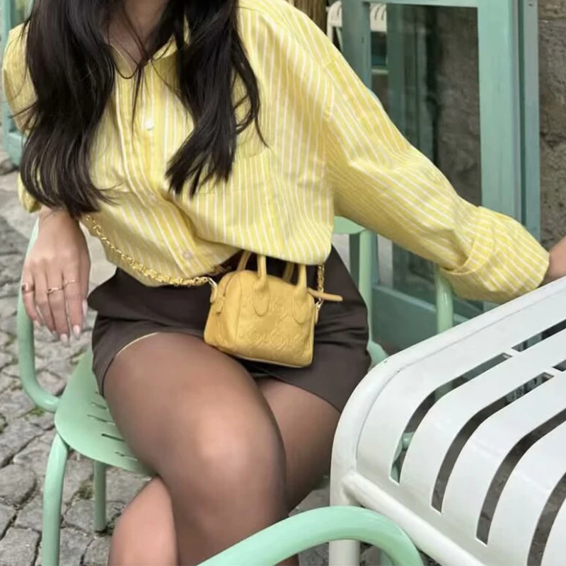 New Fashion Women Yellow Striped Shirt Long Sleeve Lapel Collar Front Button Loose Blouse Streetwear Lady Shirts
New Fashion Women Yellow Striped Shirt Long Sleeve Lapel Collar Front Button Loose Blouse Streetwear Lady Shirts