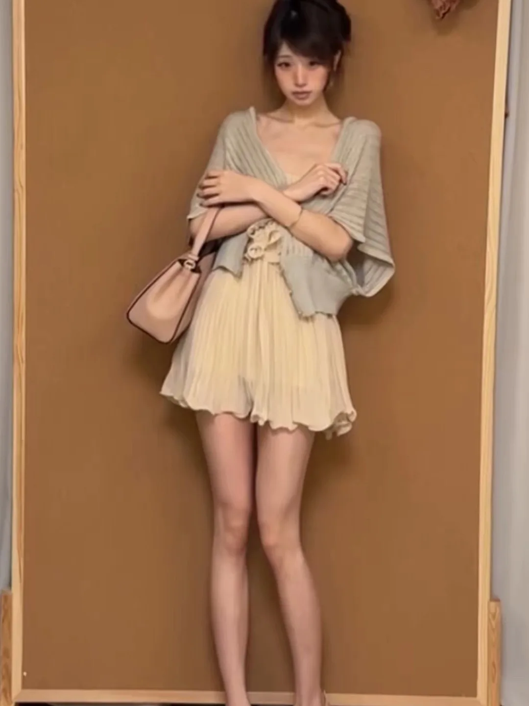 French Style Loose Fit High Waist Short A-Line Skirt Dress Women's Summer Beauty Outfit Large Size Women's Fashion Lace Trim ...
French Style Loose Fit High Waist Short A-Line Skirt Dress Women's Summer Beauty Outfit Large Size Women's Fashion Lace Trim ...