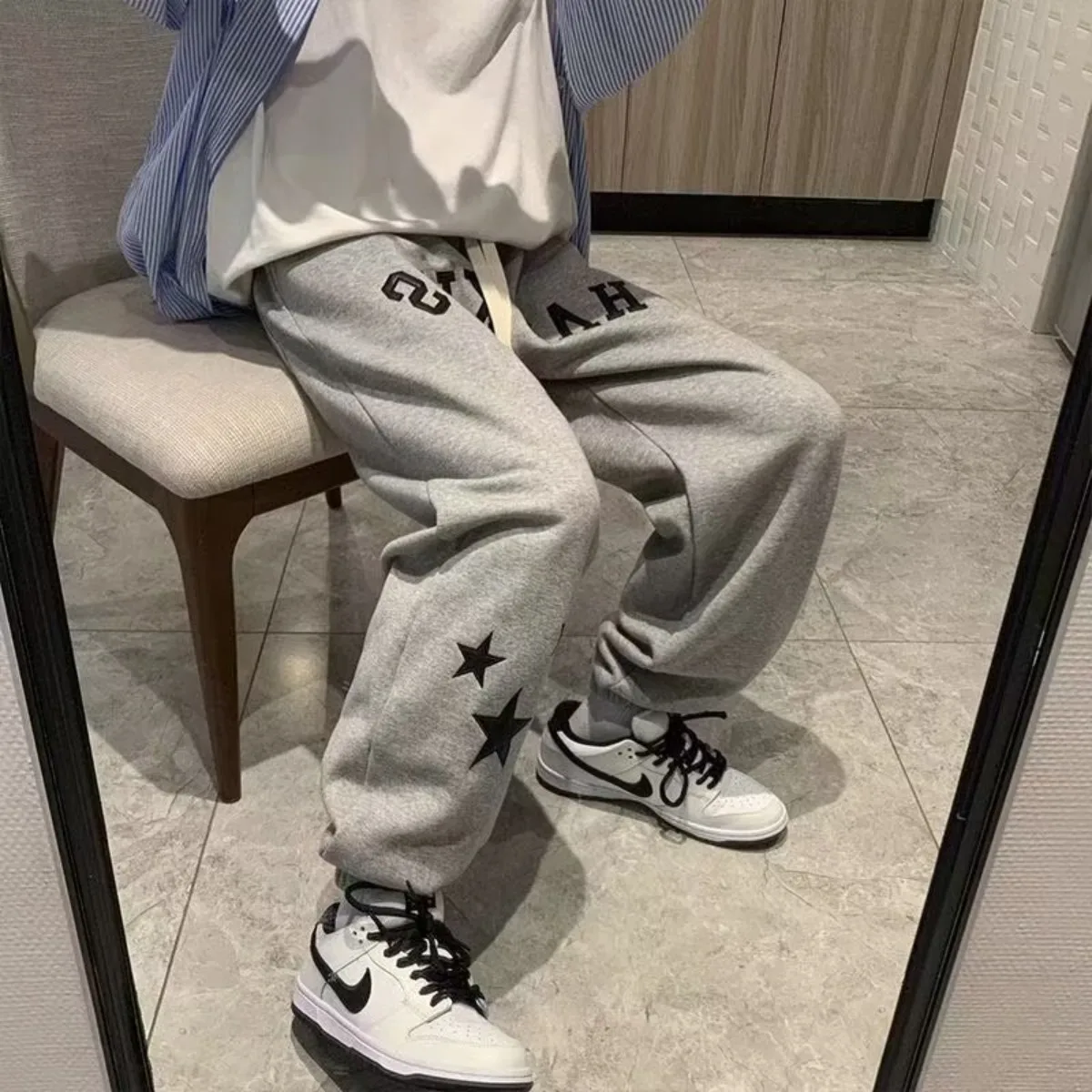 Men's Pants New Breathable Casual Thin Quick Dry Pant Drawstring Printed Stars Loose Elastic Pants Sports Fitness Trousers
Men's Pants New Breathable Casual Thin Quick Dry Pant Drawstring Printed Stars Loose Elastic Pants Sports Fitness Trousers