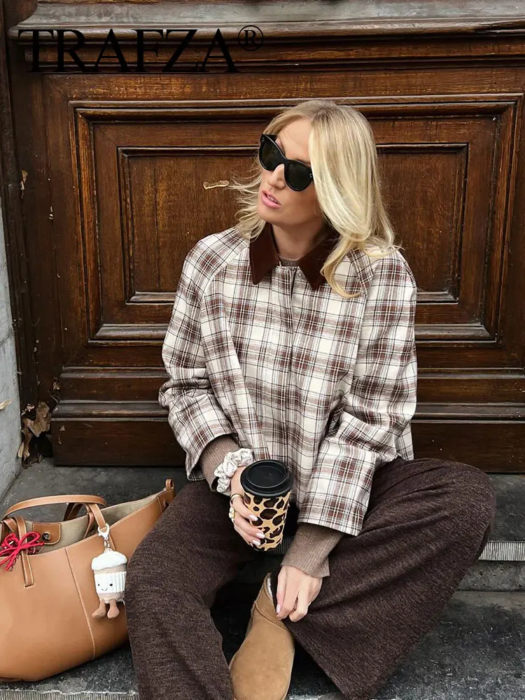 TRAFZA 2025 Women's Spring High Street Short Jacket Plaid Turn-Down Collar Pockets Zipper Female New Fashion Long Sleeve Jackets
TRAFZA 2025 Women's Spring High Street Short Jacket Plaid Turn-Down Collar Pockets Zipper Female New Fashion Long Sleeve Jackets