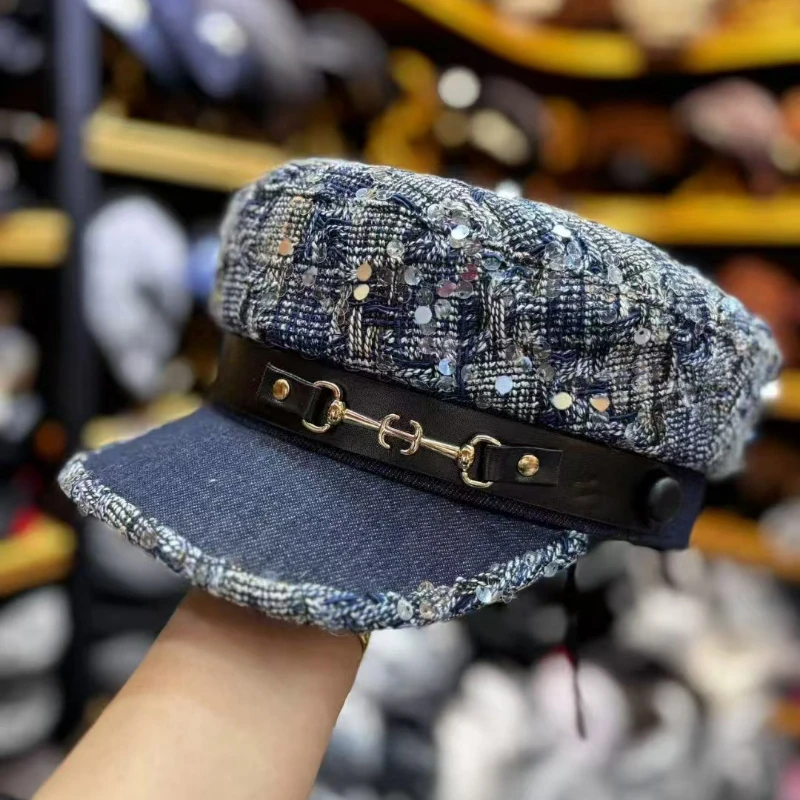 Little scented tweed plaid beret Niche designer British vintage rhinestone Painter hat Women's fashion sequin flat cap
Little scented tweed plaid beret Niche designer British vintage rhinestone Painter hat Women's fashion sequin flat cap
