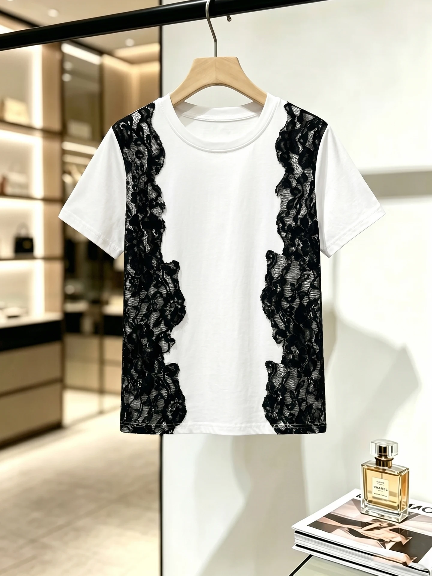 2026 Summer Lace Splice Short Sleeve T-Shirt Casual Commute All-Match Overhead Women's Top Korean Style Straight Cut Silk
2026 Summer Lace Splice Short Sleeve T-Shirt Casual Commute All-Match Overhead Women's Top Korean Style Straight Cut Silk
