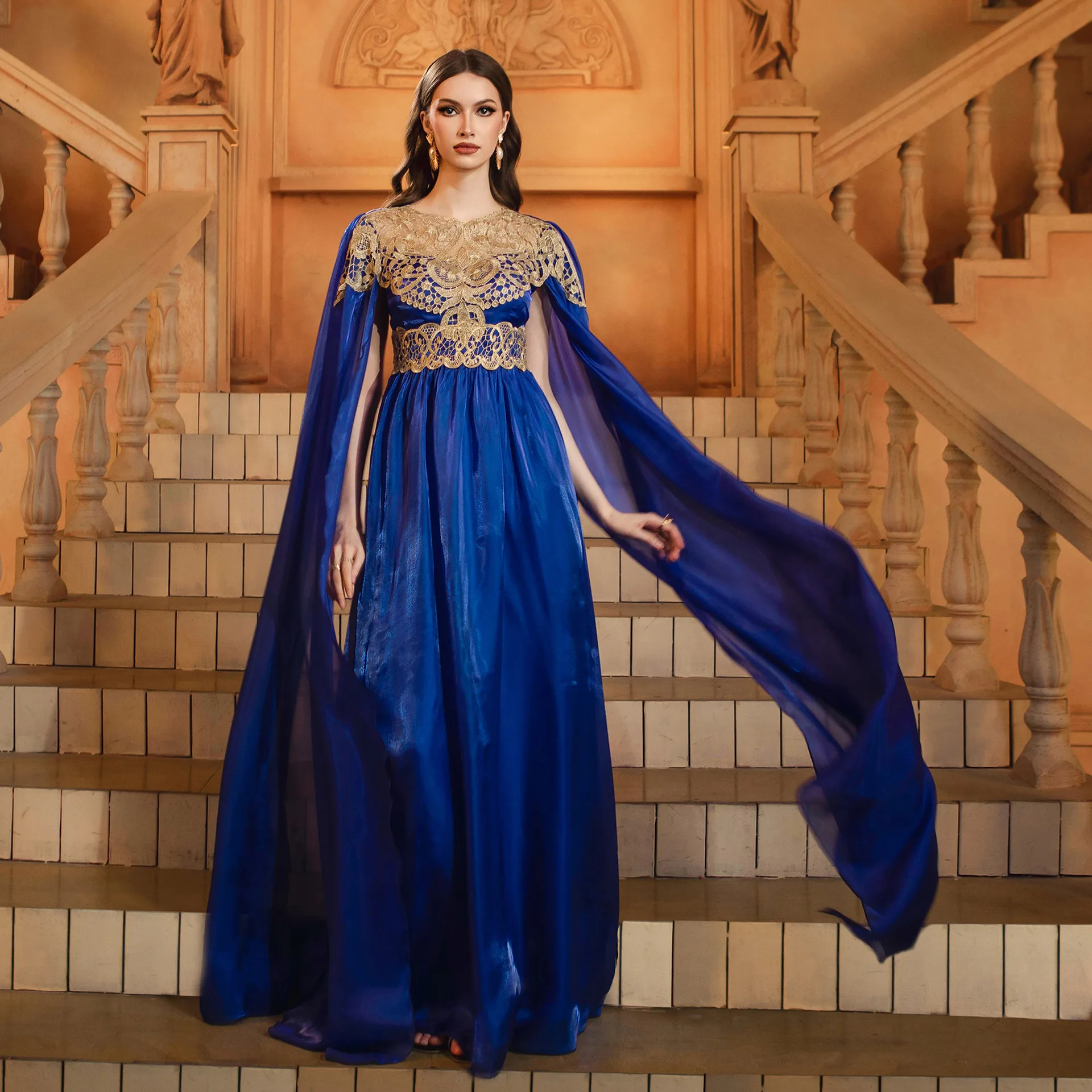 Long-sleeved round neck slim-fitting waist lace banquet big swing evening dress dress fashionable simple luxury temperament eleg
Long-sleeved round neck slim-fitting waist lace banquet big swing evening dress dress fashionable simple luxury temperament eleg