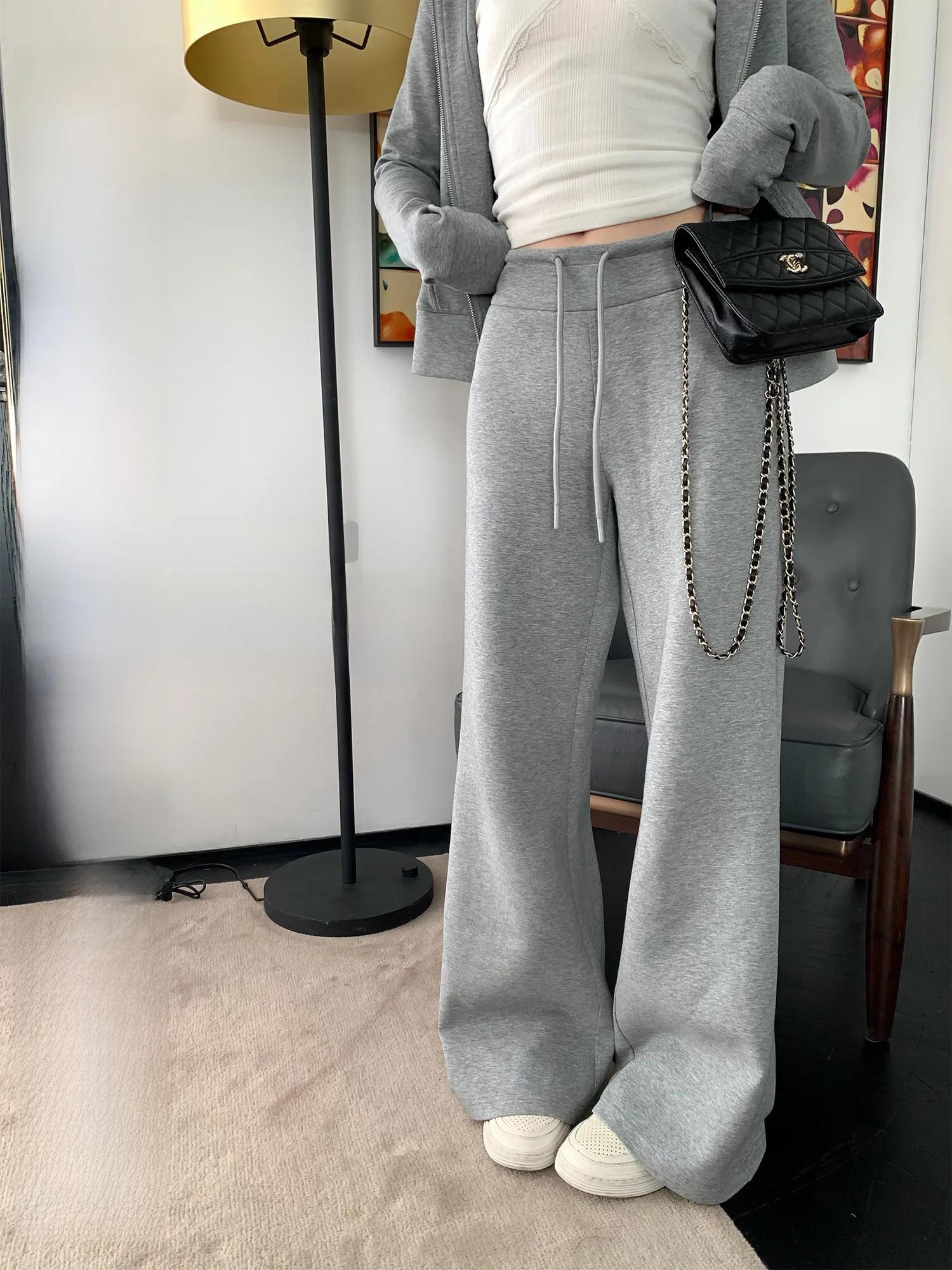 Hhyii Curve Reformation Casual Pants Women's High Waist Drawstring Waist Slimming Hip Covering Light Grey Wide Leg Sweatpants
Hhyii Curve Reformation Casual Pants Women's High Waist Drawstring Waist Slimming Hip Covering Light Grey Wide Leg Sweatpants