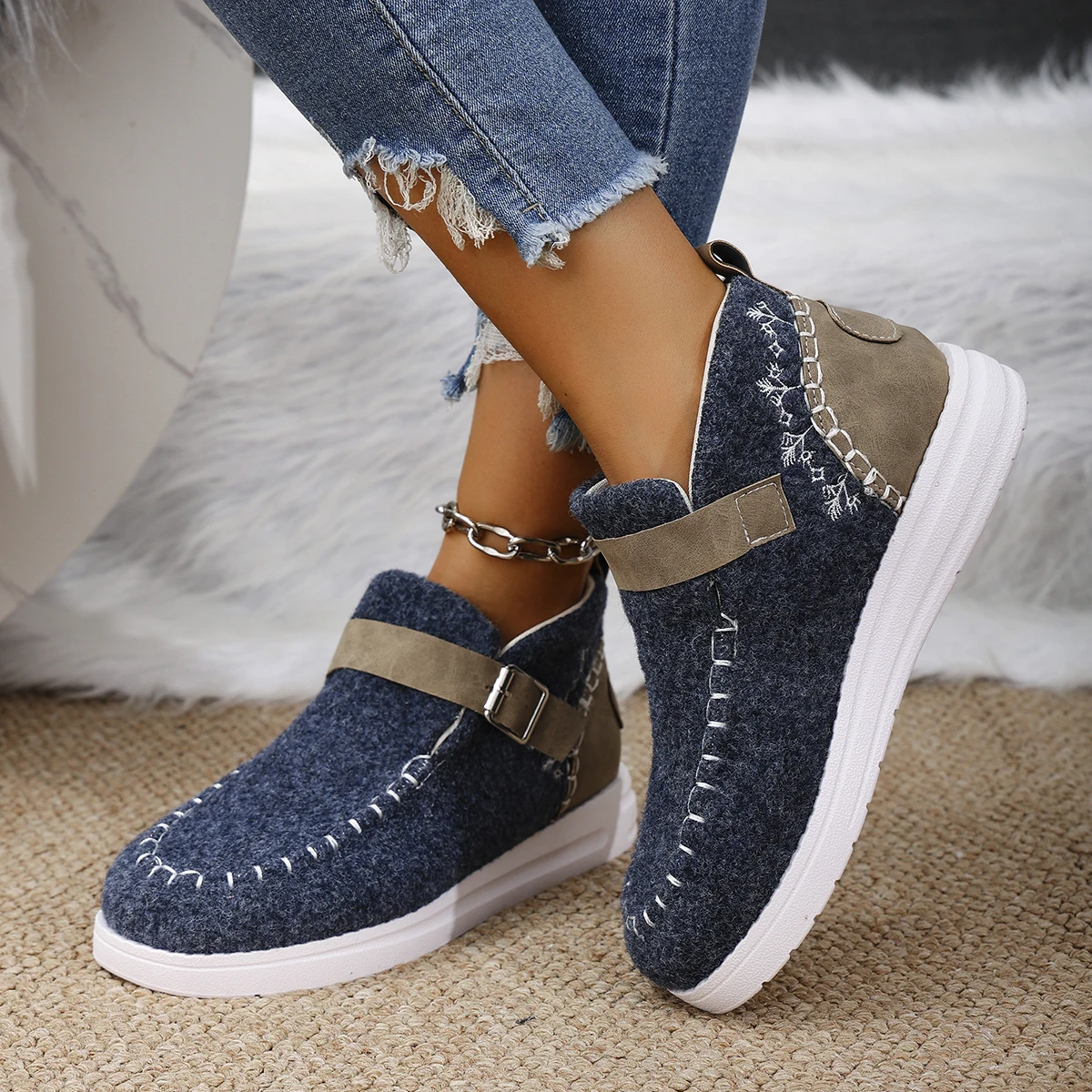 2024 New Women's Sneakers Retro Women's Ankle Boots Trend Round Head Platform Boots Comfortable Fashion Women Shoes Size 36-43
2024 New Women's Sneakers Retro Women's Ankle Boots Trend Round Head Platform Boots Comfortable Fashion Women Shoes Size 36-43