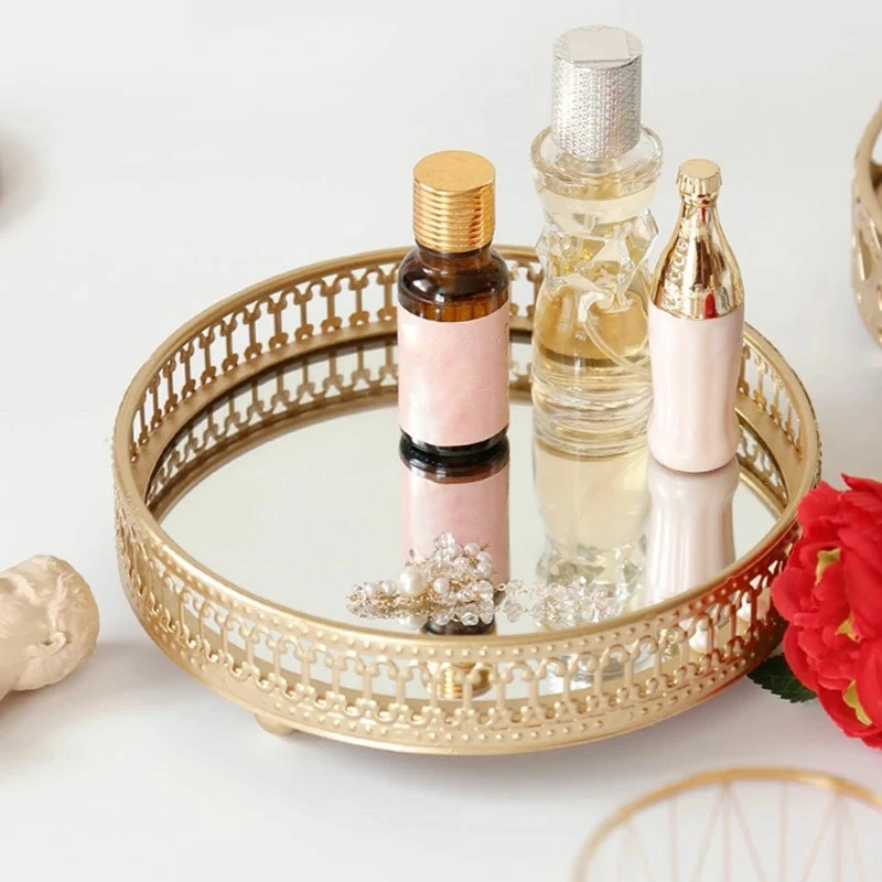 Nordic Glass Gold Iron Tray Household Light Luxury Decoration Fruit Tray Cosmetics Jewelry Storage Tray
Nordic Glass Gold Iron Tray Household Light Luxury Decoration Fruit Tray Cosmetics Jewelry Storage Tray