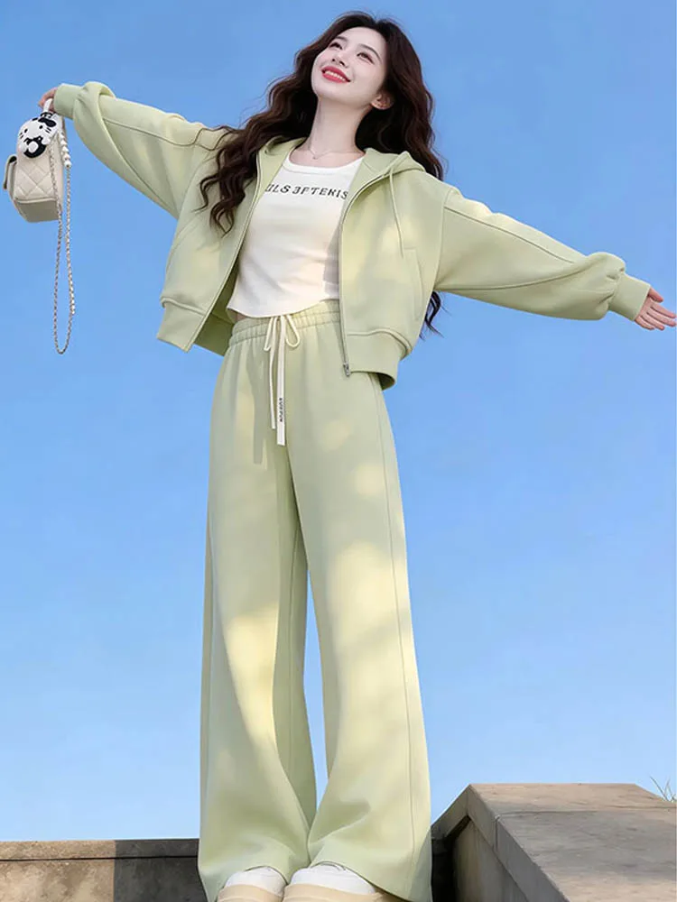 Fashionable Loose Women's Set Casual Sweatshirt Wide Leg Pants Two Pieces Spring 2026 Comfortable High Waist round Neck Short...
Fashionable Loose Women's Set Casual Sweatshirt Wide Leg Pants Two Pieces Spring 2026 Comfortable High Waist round Neck Short...