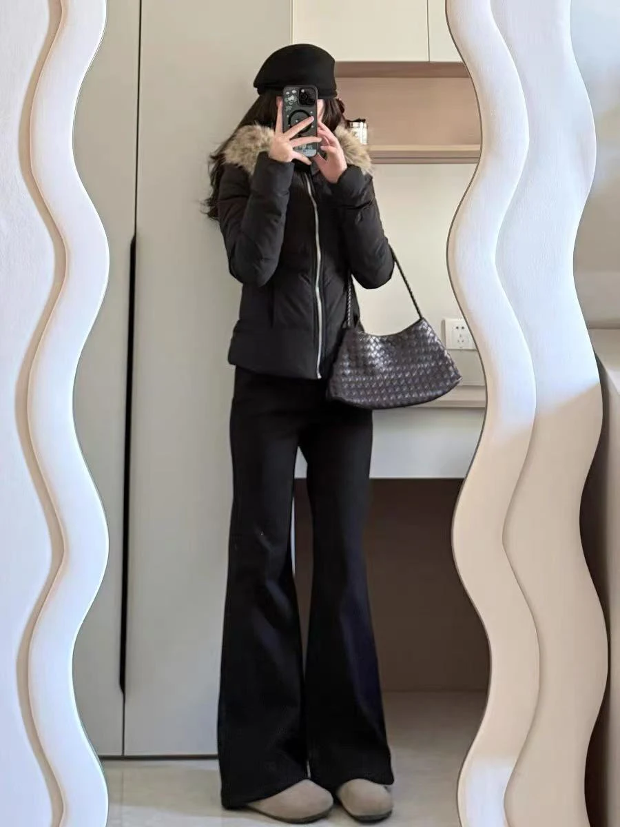 Джинсы с высокой талией и расклешенными штанинами для женщин, осенне-зимние, больших размеров, из эластичного хлопкового денима, прямые, стройнящие, для фигуры типа «груша»
Джинсы с высокой талией и расклешенными штанинами для женщин, осенне-зимние, больших размеров, из эластичного хлопкового денима, прямые, стройнящие, для фигуры типа «груша»