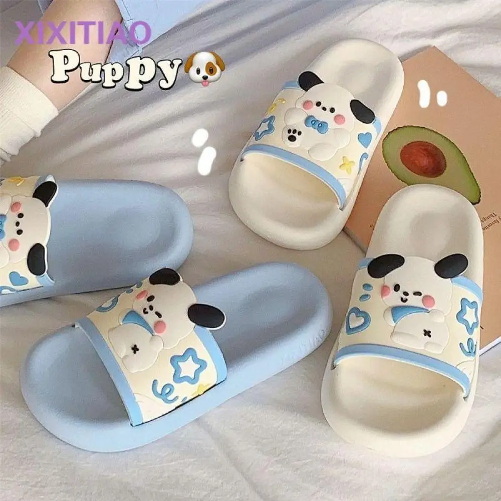 Kawaii Pochacco, женские тапочки из ЭВА Sanrioed, летние нескользящие домашние тапочки с героями мультфильмов для девочек в стиле аниме для ванной комнаты, повседневные мягкие сандалии
Kawaii Pochacco, женские тапочки из ЭВА Sanrioed, летние нескользящие домашние тапочки с героями мультфильмов для девочек в стиле аниме для ванной комнаты, повседневные мягкие сандалии