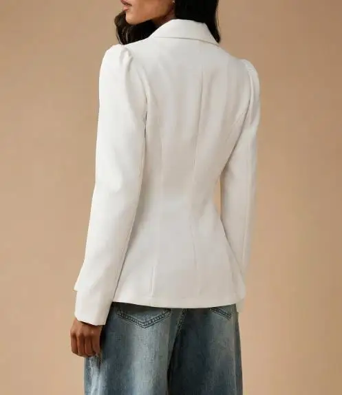 Women's Blazer 2026 New Spring Autumn Solid Color Notched Collar Long Sleeve Elegant Office Lady Double-Breasted Blazer Coat
Women's Blazer 2026 New Spring Autumn Solid Color Notched Collar Long Sleeve Elegant Office Lady Double-Breasted Blazer Coat