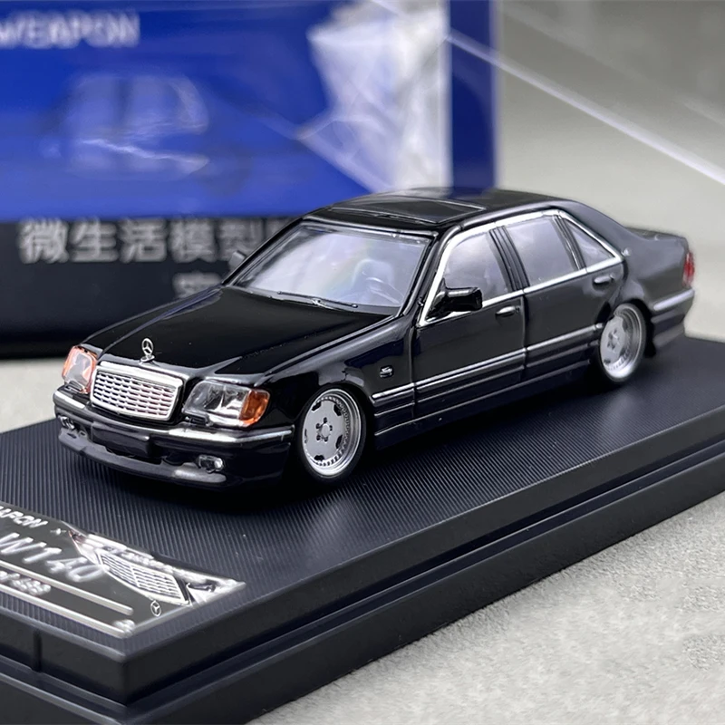 SW Литой под давлением масштаб 1/64 Mercedes Benz S-Class W140 S600 Классическая модель автомобиля из сплава Benz W140 S600 Модель автомобиля в подарок Статический дисплей
SW Литой под давлением масштаб 1/64 Mercedes Benz S-Class W140 S600 Классическая модель автомобиля из сплава Benz W140 S600 Модель автомобиля в подарок Статический дисплей