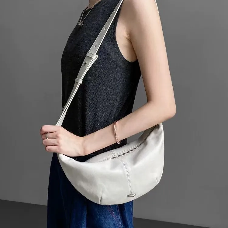 PU Leather women hobos messenger bag design ladies handbag female Crossbody bag soft Underarm bags bolsa Croissant
PU Leather women hobos messenger bag design ladies handbag female Crossbody bag soft Underarm bags bolsa Croissant