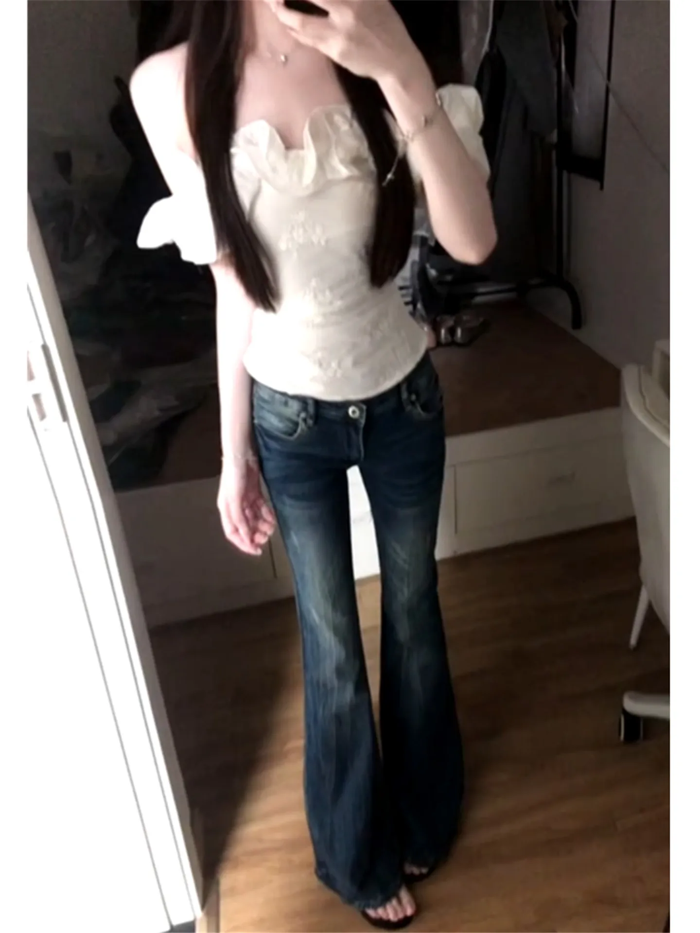 Extended High Waist Bell Bottom Denim Jeans Women's Summer Slimming Long Floor Length Retro Blue Millennium Spicy Girl Jeans
Extended High Waist Bell Bottom Denim Jeans Women's Summer Slimming Long Floor Length Retro Blue Millennium Spicy Girl Jeans