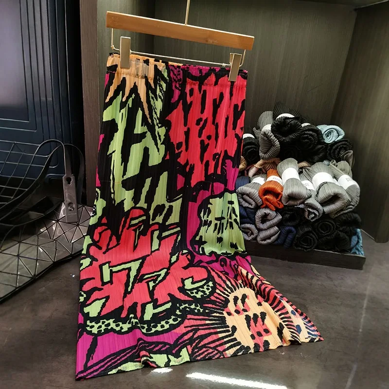 Плиссированная юбка Miyake, бюстье, нишевый дизайн, складная юбка для женщин, лето 202, высокая талия, винтажный принт, тонкая посылка, плиссированная открытая юбка на бедрах
Плиссированная юбка Miyake, бюстье, нишевый дизайн, складная юбка для женщин, лето 202, высокая талия, винтажный принт, тонкая посылка, плиссированная открытая юбка на бедрах