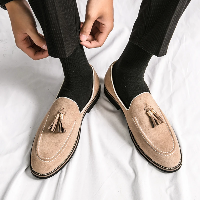 Men's Luxury Suede Loafers Gentleman Fashion Tassel Leather Shoes Wedding Shoes Beige Casual Business Slip-on Comfortable Shoes
Men's Luxury Suede Loafers Gentleman Fashion Tassel Leather Shoes Wedding Shoes Beige Casual Business Slip-on Comfortable Shoes
