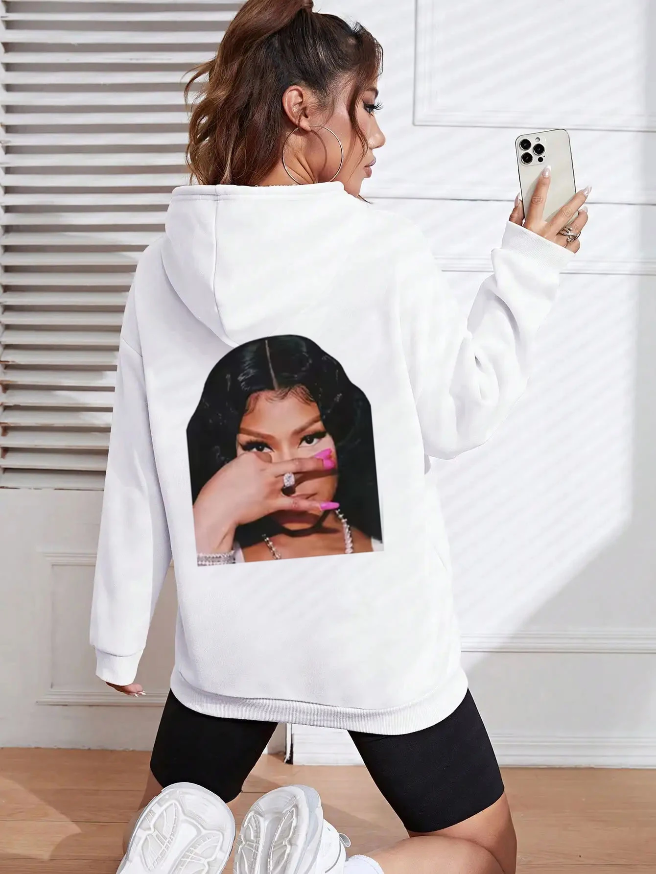 Hot Graphic Sweatshirts with Nicki Minaj Graphic for Rapper Women Hip Hop Vintage Long Sleeve Street Fashion Women's Sweatshirt
Hot Graphic Sweatshirts with Nicki Minaj Graphic for Rapper Women Hip Hop Vintage Long Sleeve Street Fashion Women's Sweatshirt