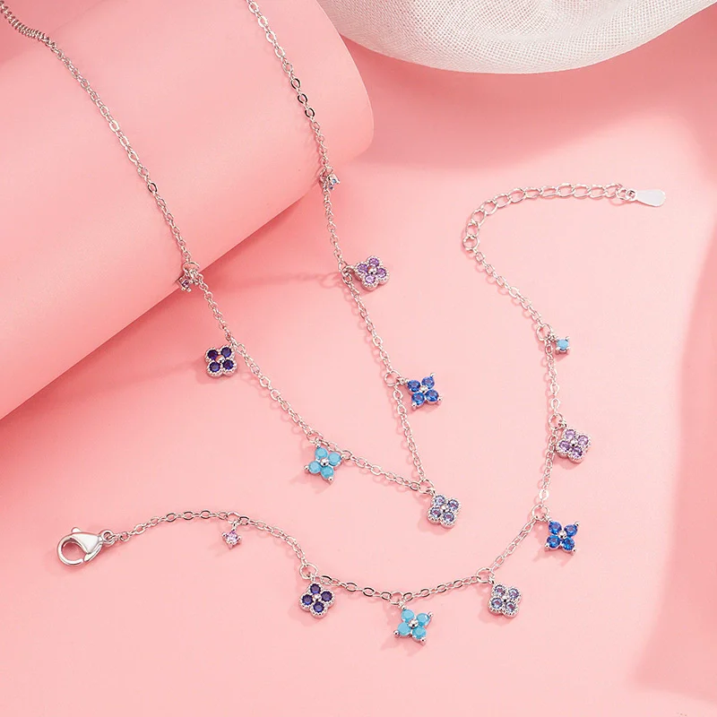 925 Sterling Silver New Multicolored Four-Leaf Clover Sparkle Diamond Bracelet and Anklet for Women Necklace Accessories Gift
925 Sterling Silver New Multicolored Four-Leaf Clover Sparkle Diamond Bracelet and Anklet for Women Necklace Accessories Gift