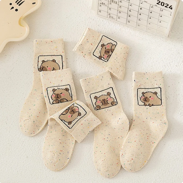 Высококачественные хлопковые носки с героями мультфильмов для мальчиков и девочек, унисекс, школьные детские мягкие дышащие хлопковые носки с рисунком капибары
Высококачественные хлопковые носки с героями мультфильмов для мальчиков и девочек, унисекс, школьные детские мягкие дышащие хлопковые носки с рисунком капибары