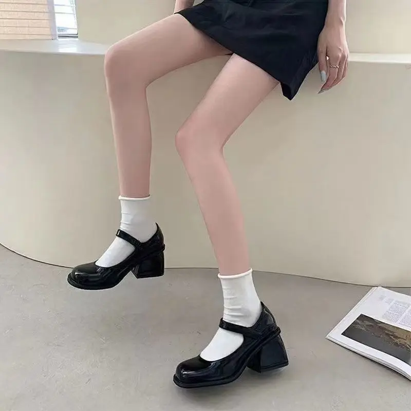 Mary Jane High Heel Sandals for Women with Chunky Block Heel Adjustable Hook Loop Strap for Cosplay and Outdoor Activities
Mary Jane High Heel Sandals for Women with Chunky Block Heel Adjustable Hook Loop Strap for Cosplay and Outdoor Activities