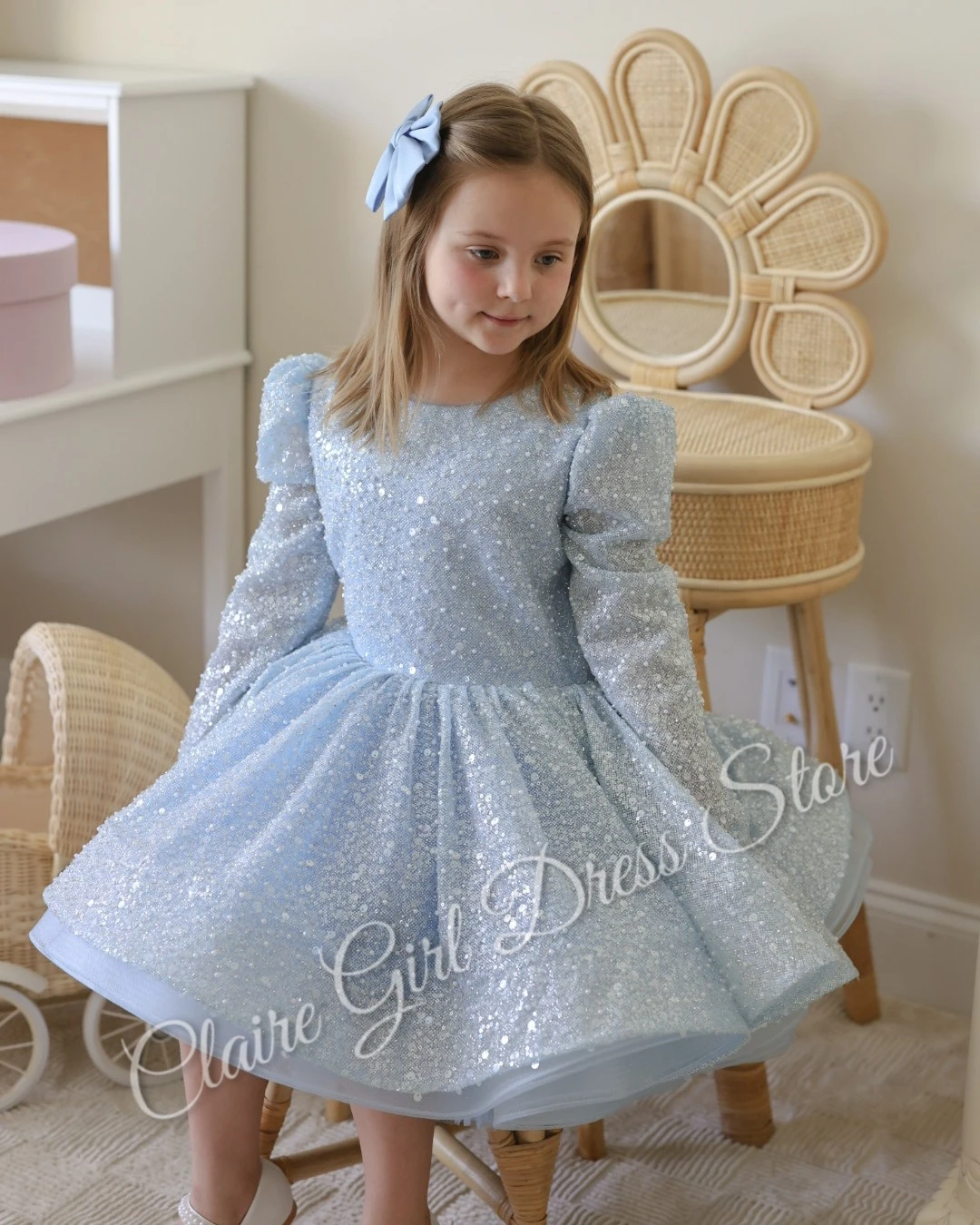 Customized Blue Flower Girl Dresses For Wedding Tulle Sequins Puffy Baby Kids Birthday Ball Princess First Communion Gowns
Customized Blue Flower Girl Dresses For Wedding Tulle Sequins Puffy Baby Kids Birthday Ball Princess First Communion Gowns