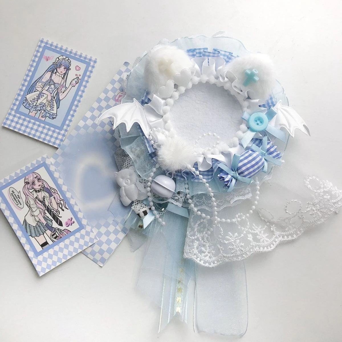 Роскошные свадебные аксессуары «Демон», держатель для значка с квадратным элементом, аниме, поделки для косплея, значок с розеткой, сумка Ita, украшение
Роскошные свадебные аксессуары «Демон», держатель для значка с квадратным элементом, аниме, поделки для косплея, значок с розеткой, сумка Ita, украшение