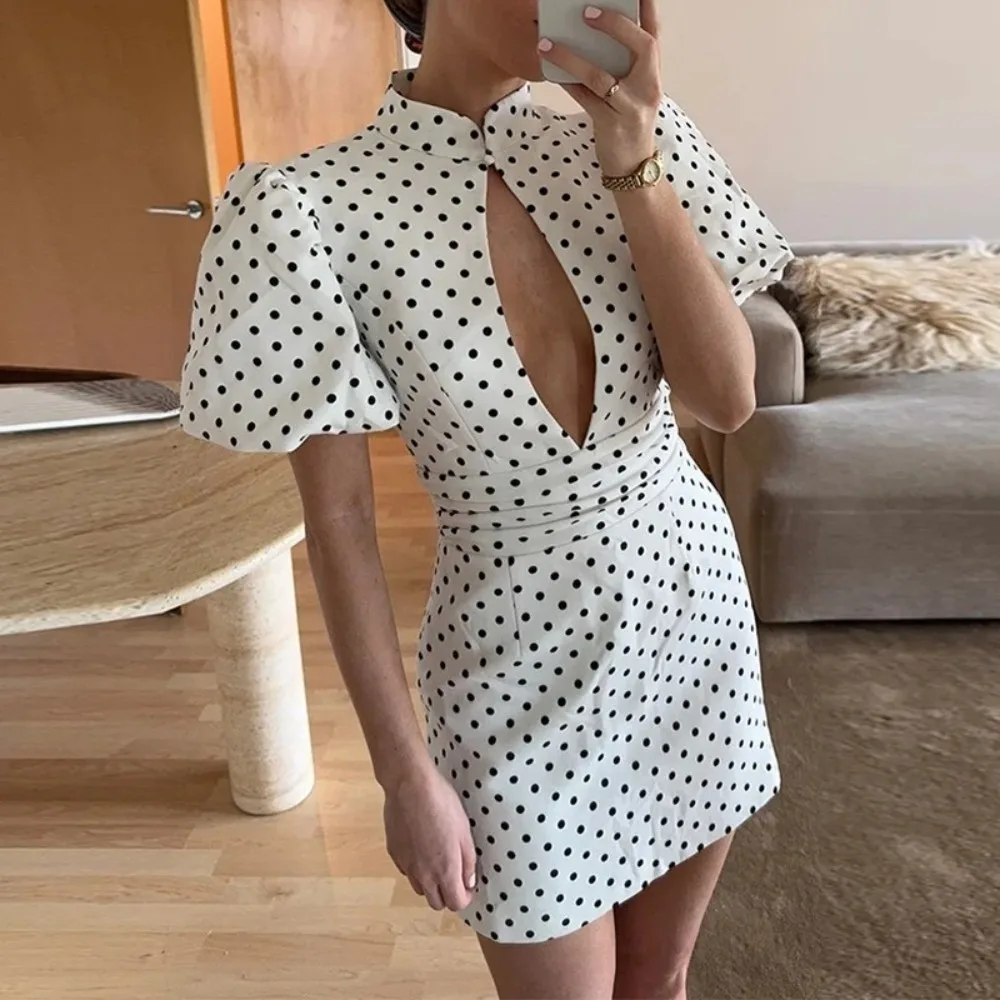 Fitted A-Line Polka Dot Dress Bodycon Hollow Out Women's Summer Dress Cinched Waist Sexy Sundresses Cocktail Party
Fitted A-Line Polka Dot Dress Bodycon Hollow Out Women's Summer Dress Cinched Waist Sexy Sundresses Cocktail Party