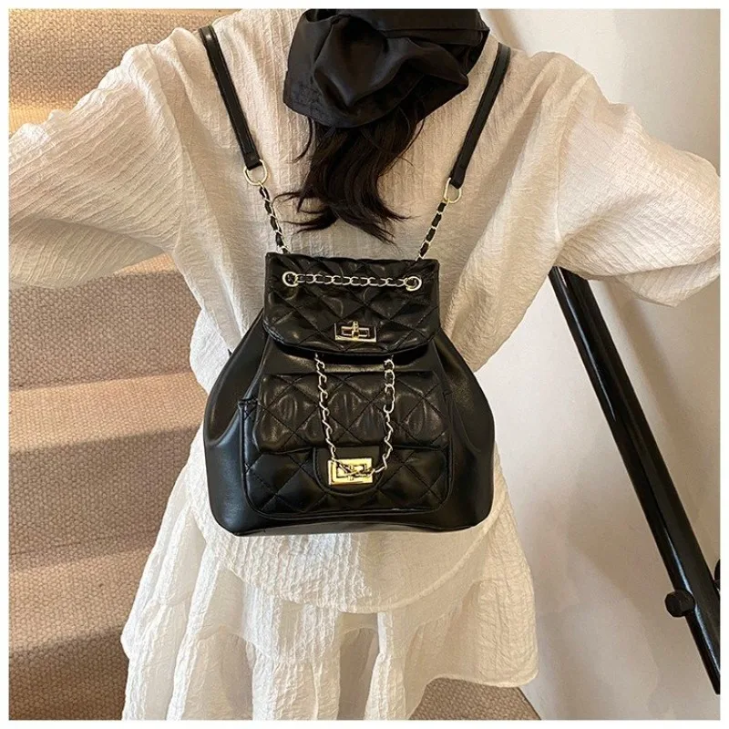 Stylish Casual Tote Bags For Women Elegant Leather Designer Diaper Bag Minimalist Luxury Brand Large Capacity
Stylish Casual Tote Bags For Women Elegant Leather Designer Diaper Bag Minimalist Luxury Brand Large Capacity