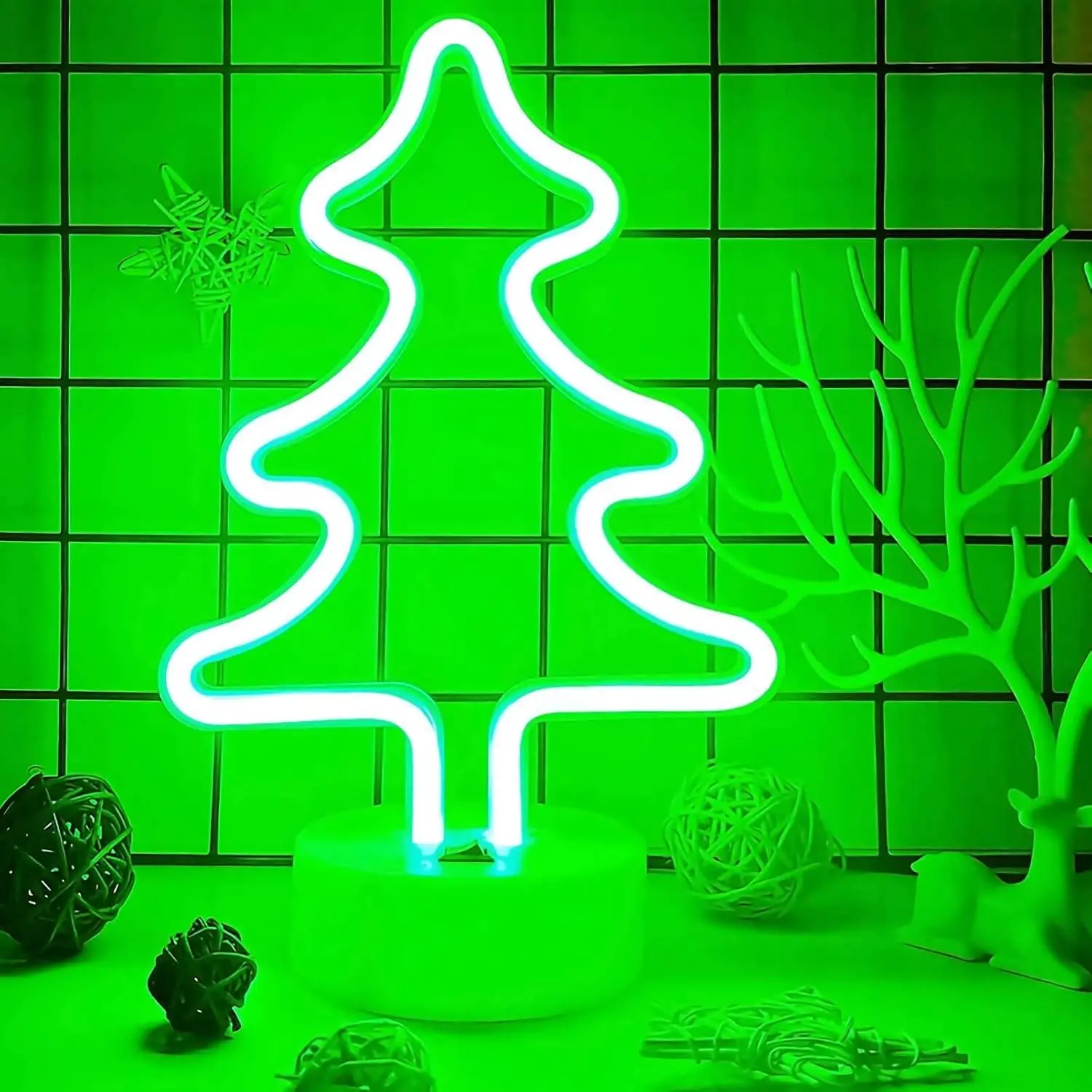 Christmas Tree Neon Sign with Base Battery/USB Powered LED Neon Light for Bedroom Room Home Party New Year Event Area Decor Gift
Christmas Tree Neon Sign with Base Battery/USB Powered LED Neon Light for Bedroom Room Home Party New Year Event Area Decor Gift