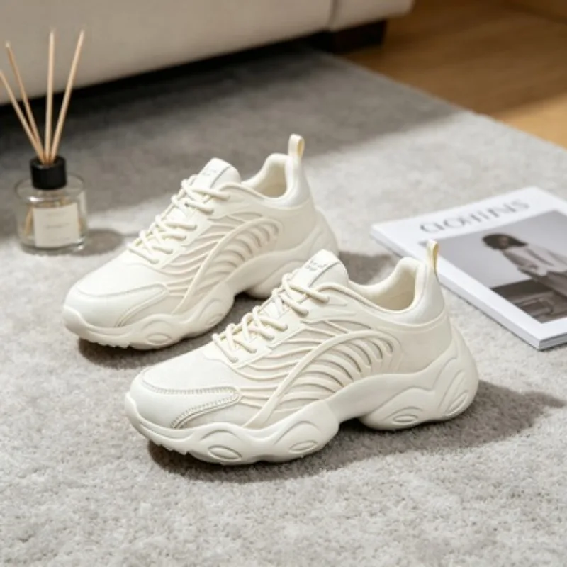 Trendy Outdoor Low-Top Dad Shoes Men Women Running Sports Breathable Mesh Uppers Flats Summer Autumn Colors Unisex
Trendy Outdoor Low-Top Dad Shoes Men Women Running Sports Breathable Mesh Uppers Flats Summer Autumn Colors Unisex