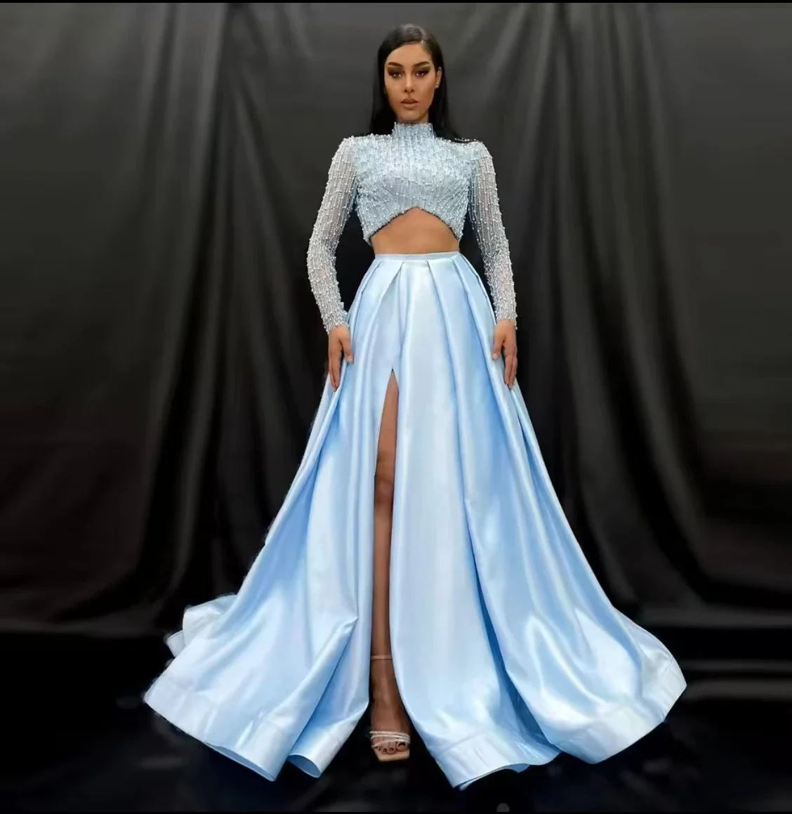 Blue satin long dress formal party bride disassembly high side seam details train customization 2025
Blue satin long dress formal party bride disassembly high side seam details train customization 2025