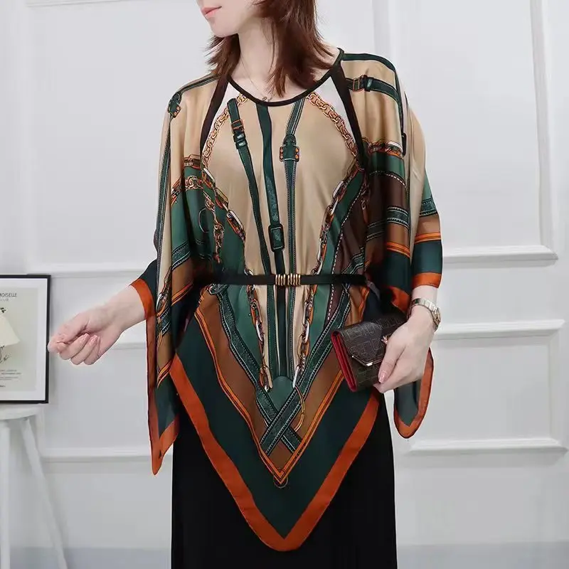 2024 Shawls Sexy Women Poncho Fashion Leopard Print Chiffon Smock Cover Up Loose Blouse Sunscreen Comfortable Hot Luxury
2024 Shawls Sexy Women Poncho Fashion Leopard Print Chiffon Smock Cover Up Loose Blouse Sunscreen Comfortable Hot Luxury