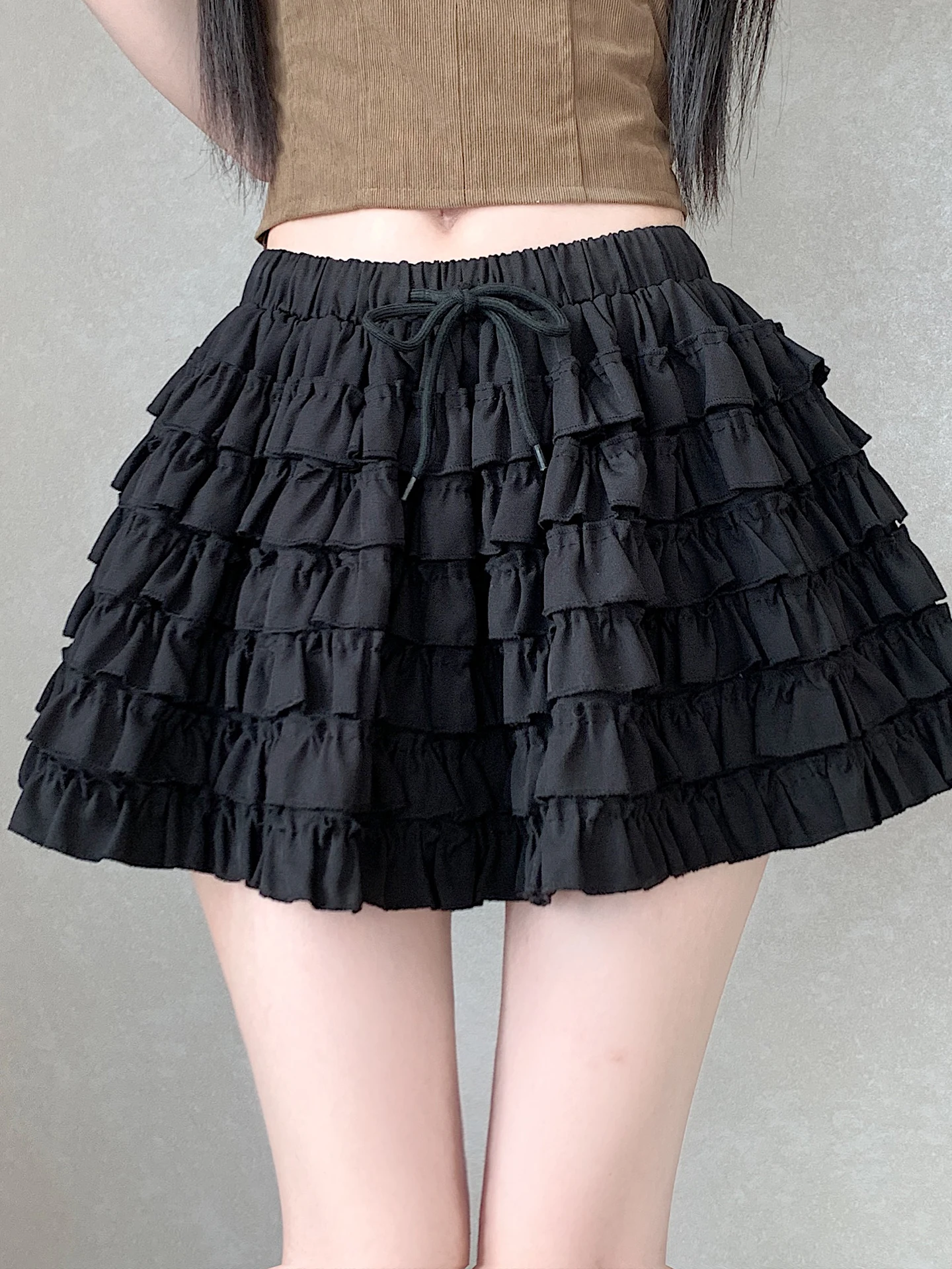 Black Cake Skirt Short Women's Summer New Korean Style A-Line Gored Skirt High Waist Polyester Fiber A-Line Skirt
Black Cake Skirt Short Women's Summer New Korean Style A-Line Gored Skirt High Waist Polyester Fiber A-Line Skirt