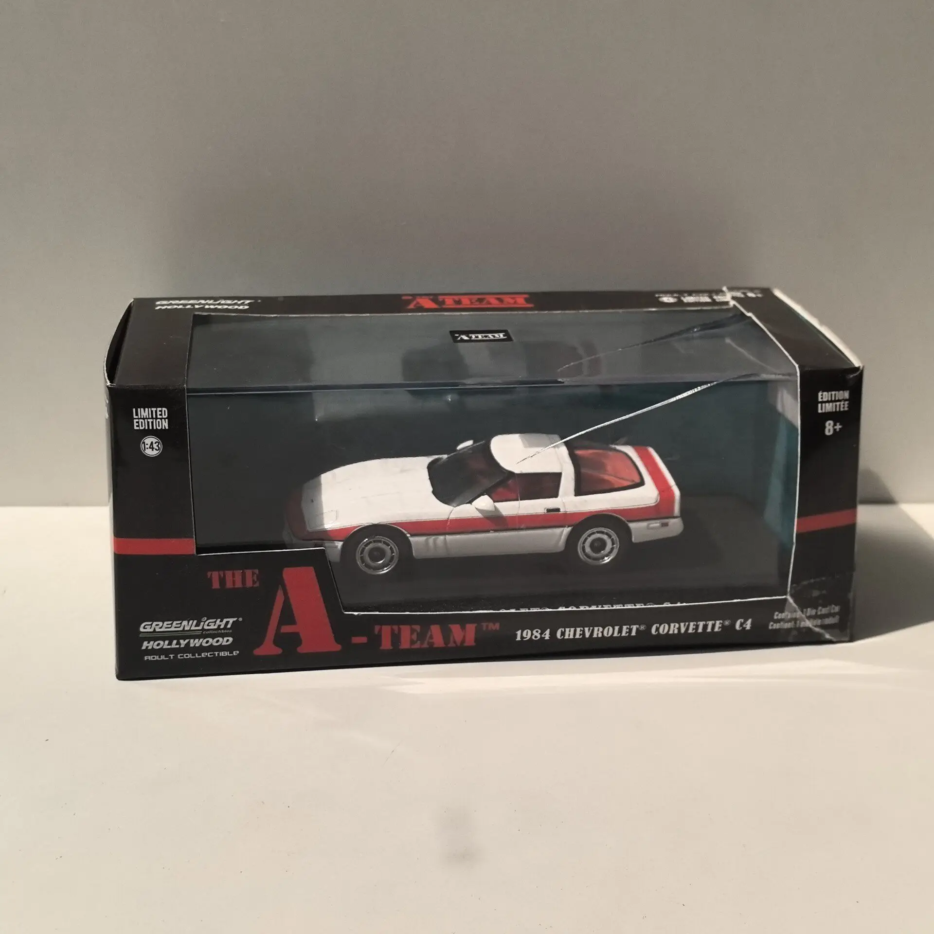 Paint Surface Defects Box Cracking Diecast Green Light 1/43 Scale CHEVROLET CORVETTE C4 2y Alloy Car Model
Paint Surface Defects Box Cracking Diecast Green Light 1/43 Scale CHEVROLET CORVETTE C4 2y Alloy Car Model
