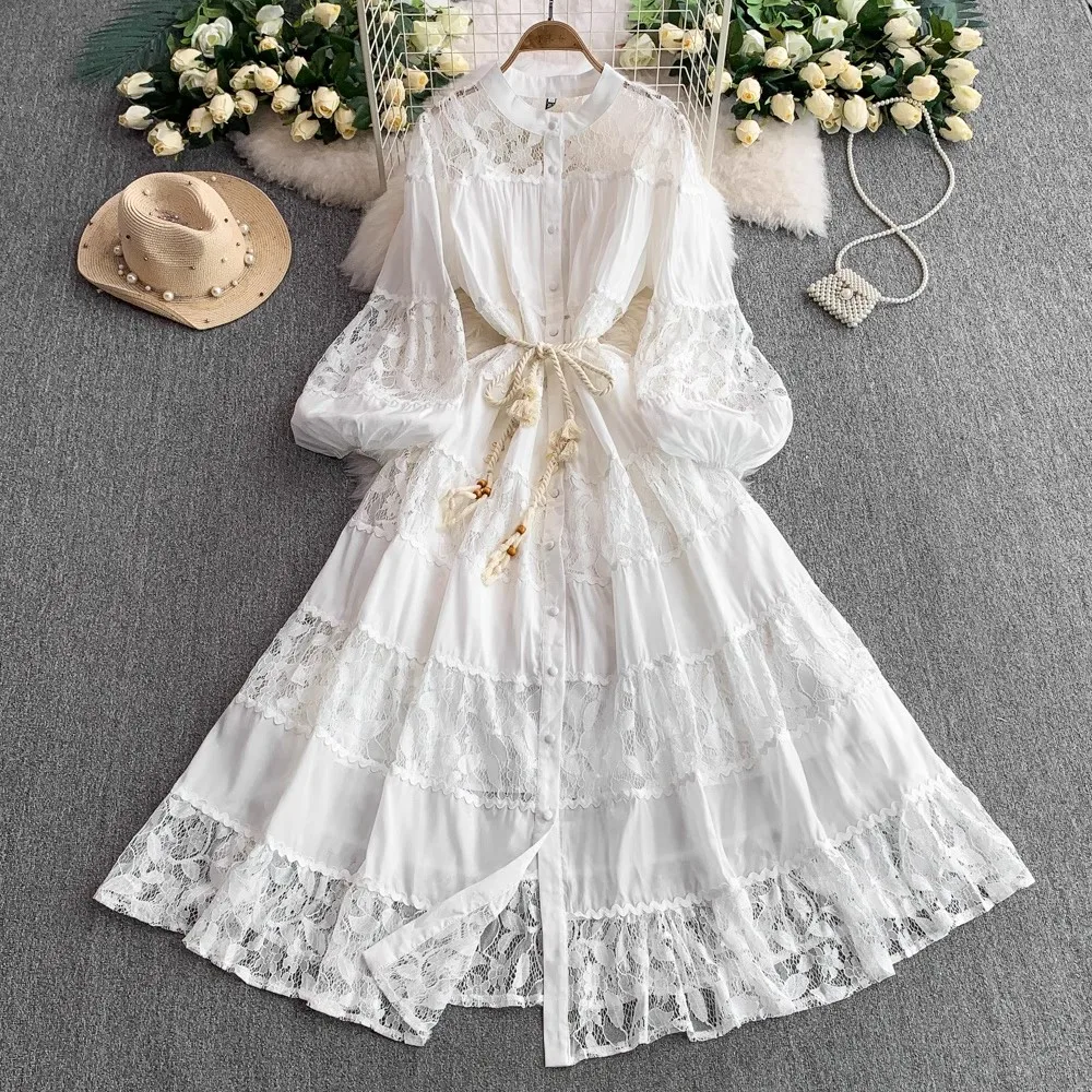 Fashion Designer Hollow Out Lace Patchwork Maxi Long Party Dresses Autumn Women Clothing Stand Lantern Sleeve Buttons Belt Robe
Fashion Designer Hollow Out Lace Patchwork Maxi Long Party Dresses Autumn Women Clothing Stand Lantern Sleeve Buttons Belt Robe