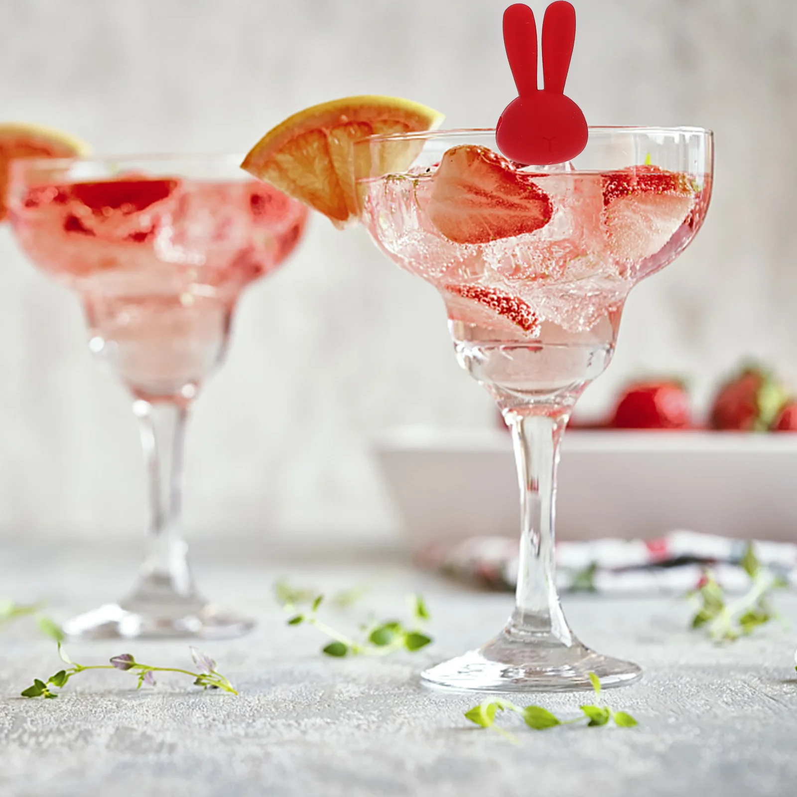 6Pcs Rabbit Shaped Drink Markers Silicone Cup Markers for Dinner Wear-Resistant Wine Charms Reusable Fun Decorative Party Use
6Pcs Rabbit Shaped Drink Markers Silicone Cup Markers for Dinner Wear-Resistant Wine Charms Reusable Fun Decorative Party Use