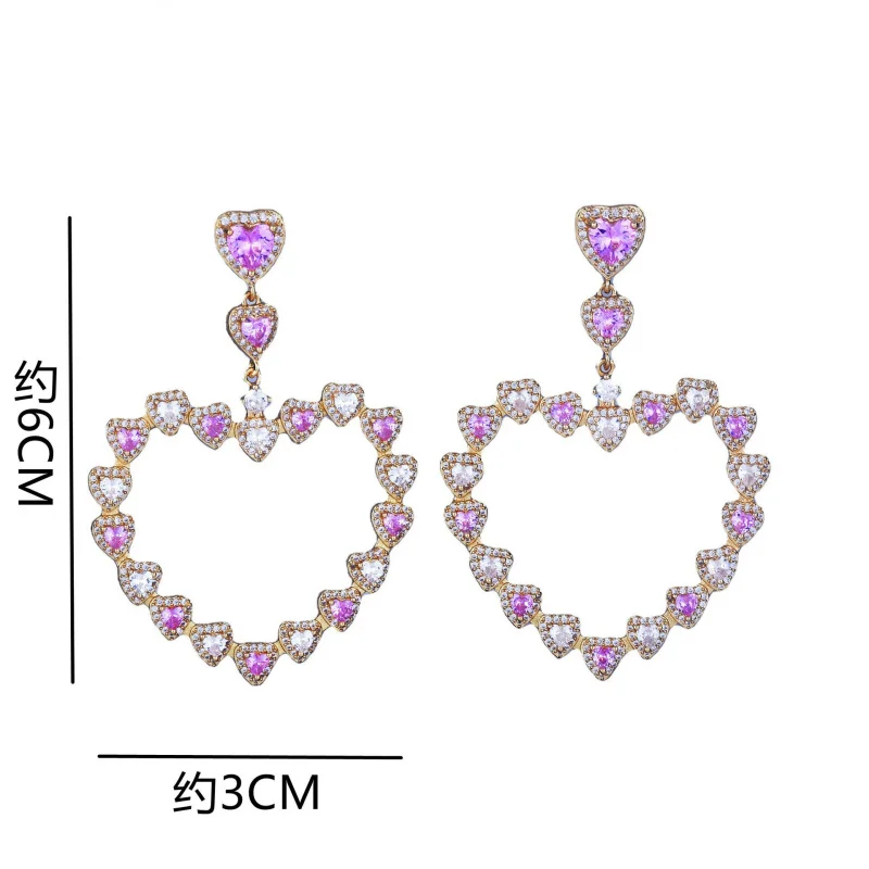 Enamel zirconia sparkling crystal pink pendant drop earrings with flowing tassels and droplet-shaped earrings. Suitable for wome
Enamel zirconia sparkling crystal pink pendant drop earrings with flowing tassels and droplet-shaped earrings. Suitable for wome