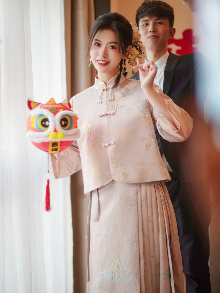 Wan Rui Chinese Sle Hanfu Pink Ma Face Skirt National Faion Set Engagement Wedding Banquet Drinking Costume Autumn Wint...
Wan Rui Chinese Sle Hanfu Pink Ma Face Skirt National Faion Set Engagement Wedding Banquet Drinking Costume Autumn Wint...