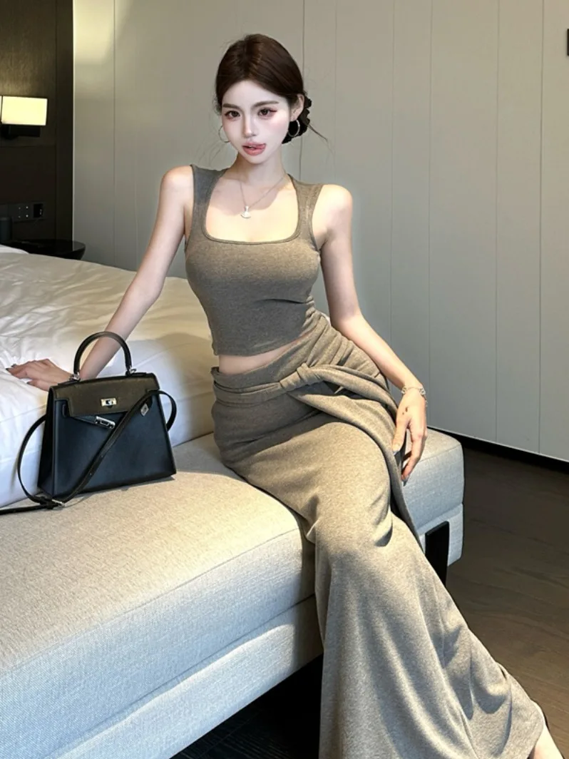 Pure Desire American Style Hot Girl Vest Tight Top Women's High Waist Bodycon Long Skirt Set Summer New Arrival
Pure Desire American Style Hot Girl Vest Tight Top Women's High Waist Bodycon Long Skirt Set Summer New Arrival