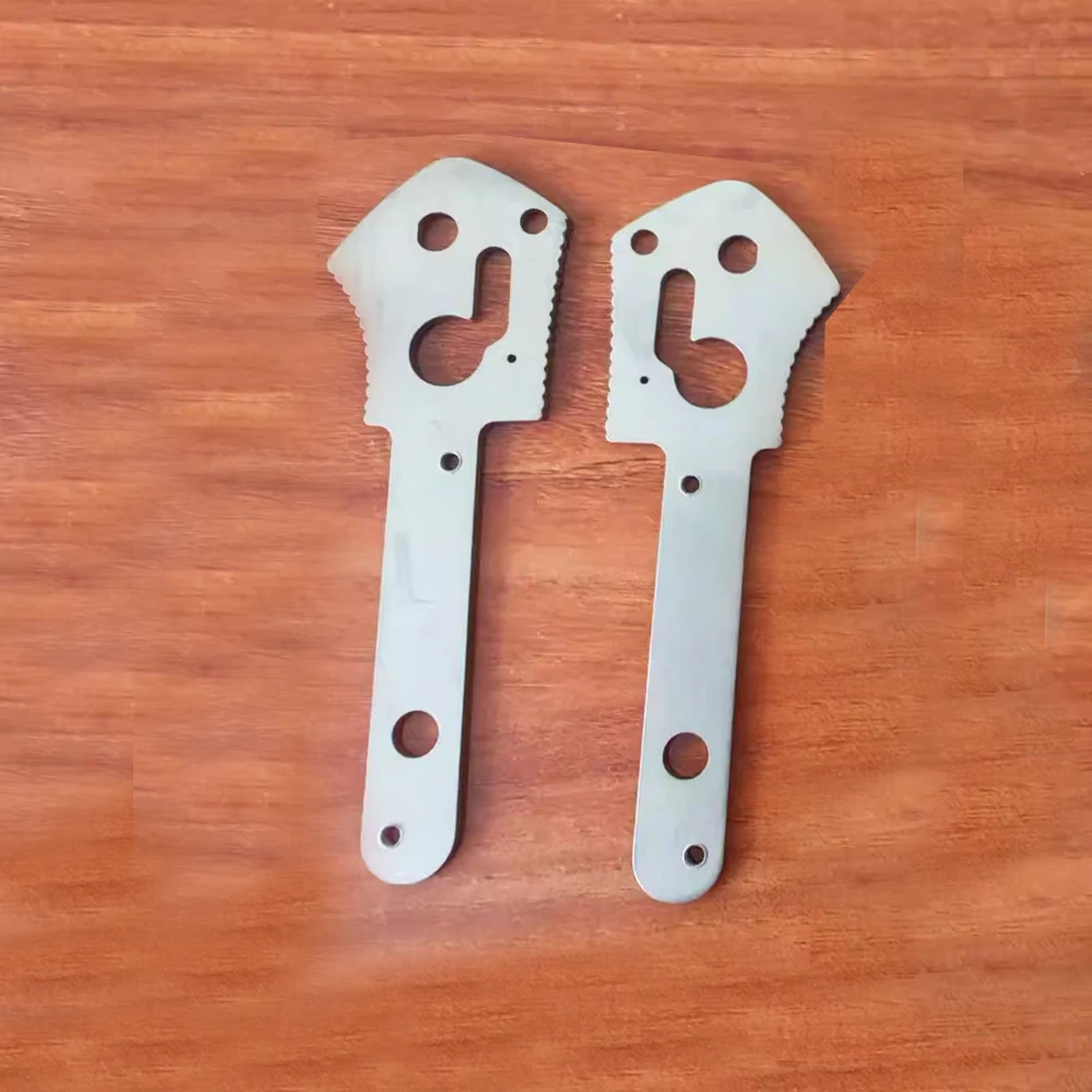 1 пара вкладышей для ножей из титанового сплава для ножей Benchmade Osborne 940.943
1 пара вкладышей для ножей из титанового сплава для ножей Benchmade Osborne 940.943