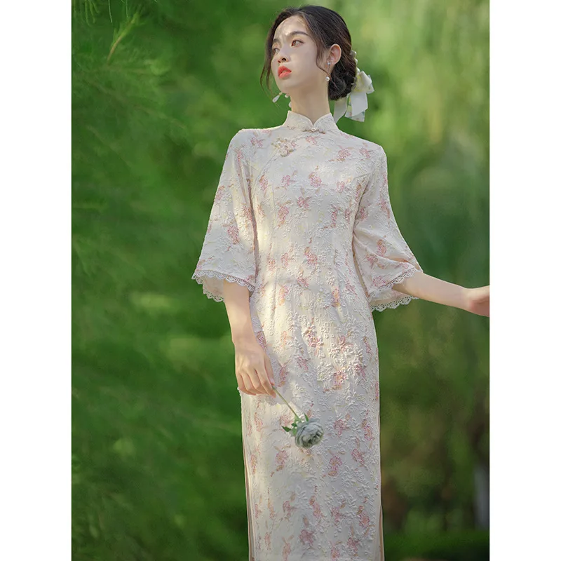 White Floral Lace Cheongsam Summer Chinese National Vintage Girl Dress Loose Sleeve Women Dresses S To 2XL
White Floral Lace Cheongsam Summer Chinese National Vintage Girl Dress Loose Sleeve Women Dresses S To 2XL